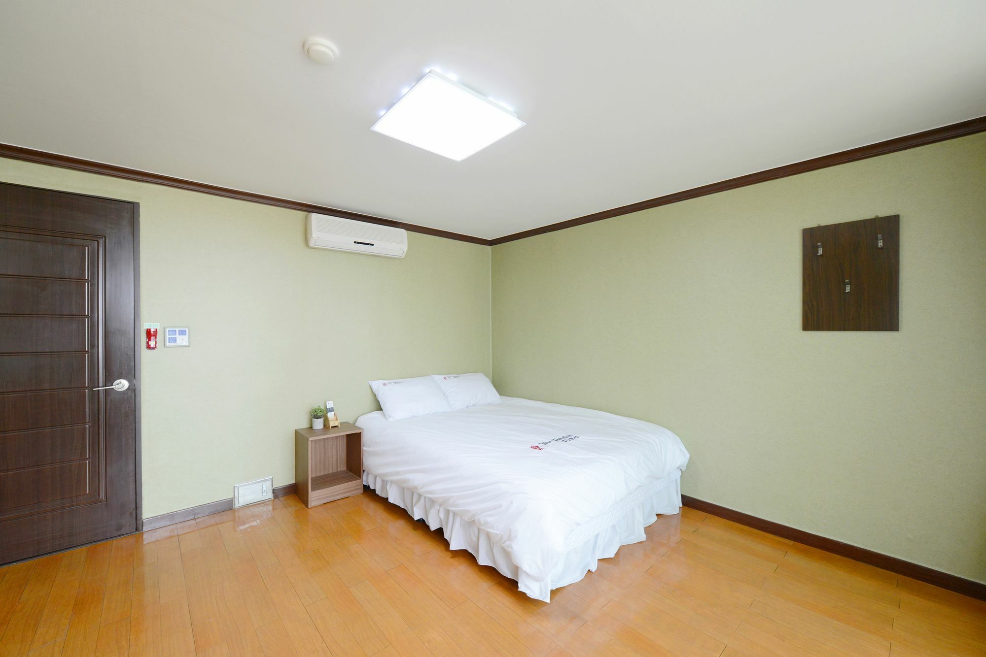 Yein Pension Taean Luaran gambar